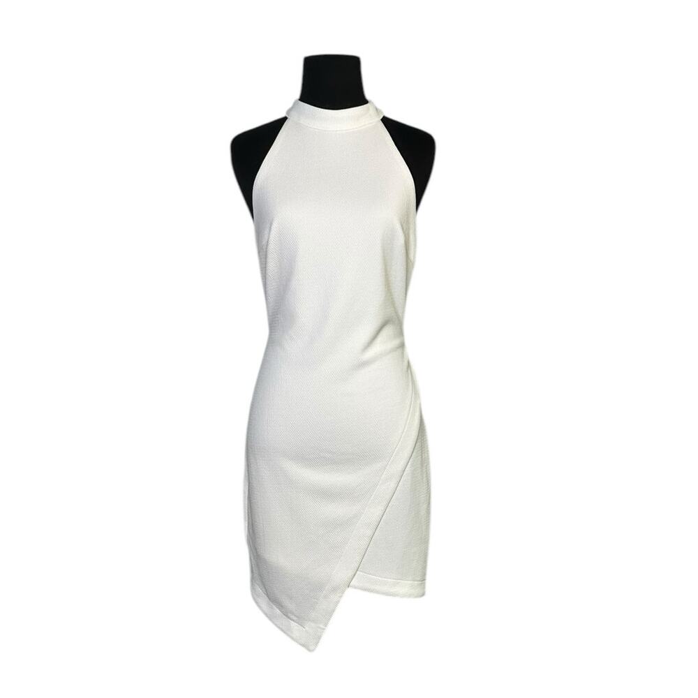 Aakaa white asymmetrical sleeveless halter party body con dress size Medium